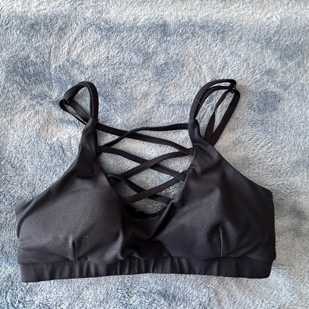 Bombshell Cross Your Heart Sports Bra - Medium
